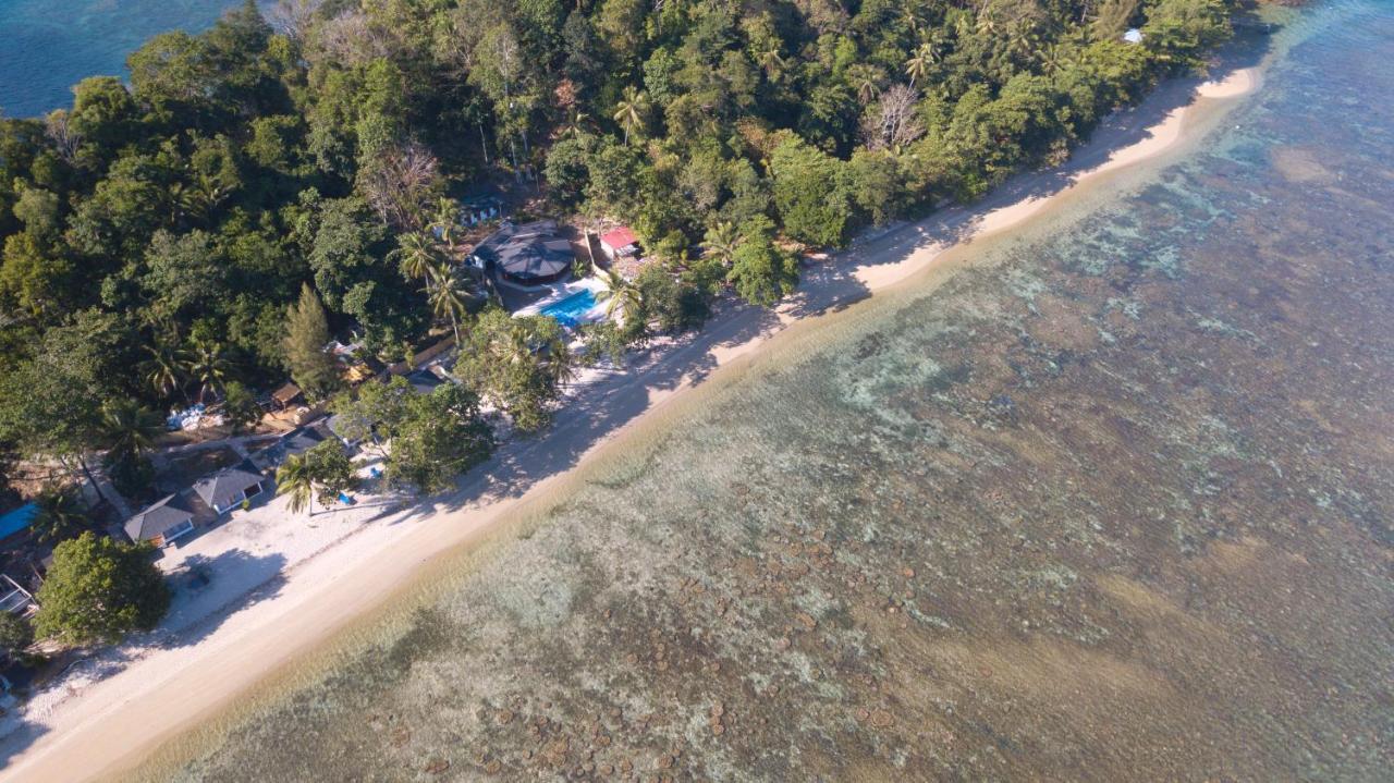 White Sands Beach Resort Lembeh بيتونغْ المظهر الخارجي الصورة